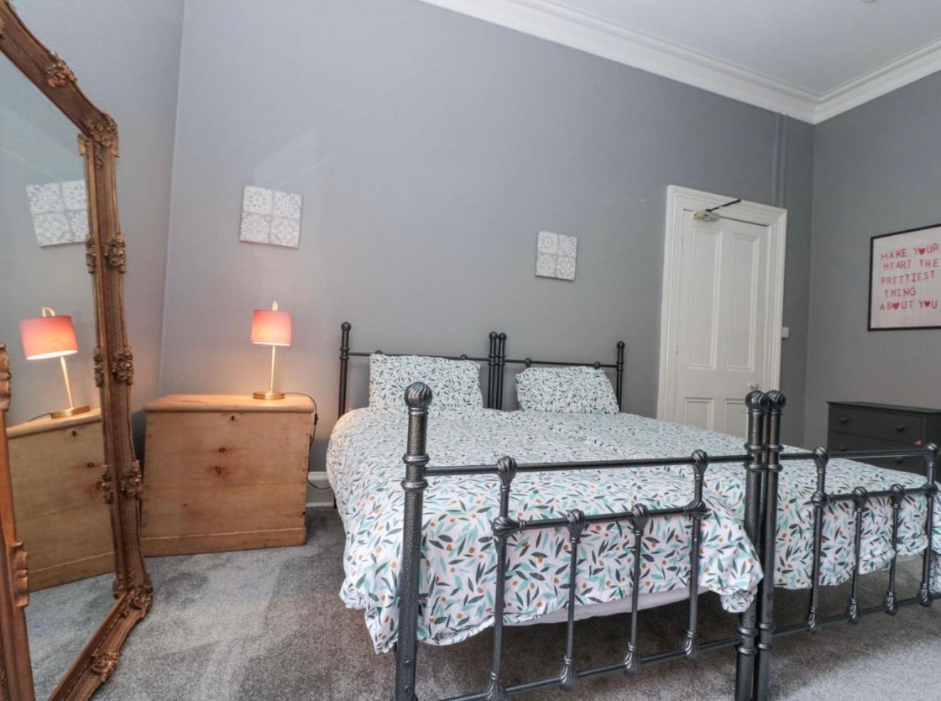 Вилла Westbourne House Скарборо Экстерьер фото