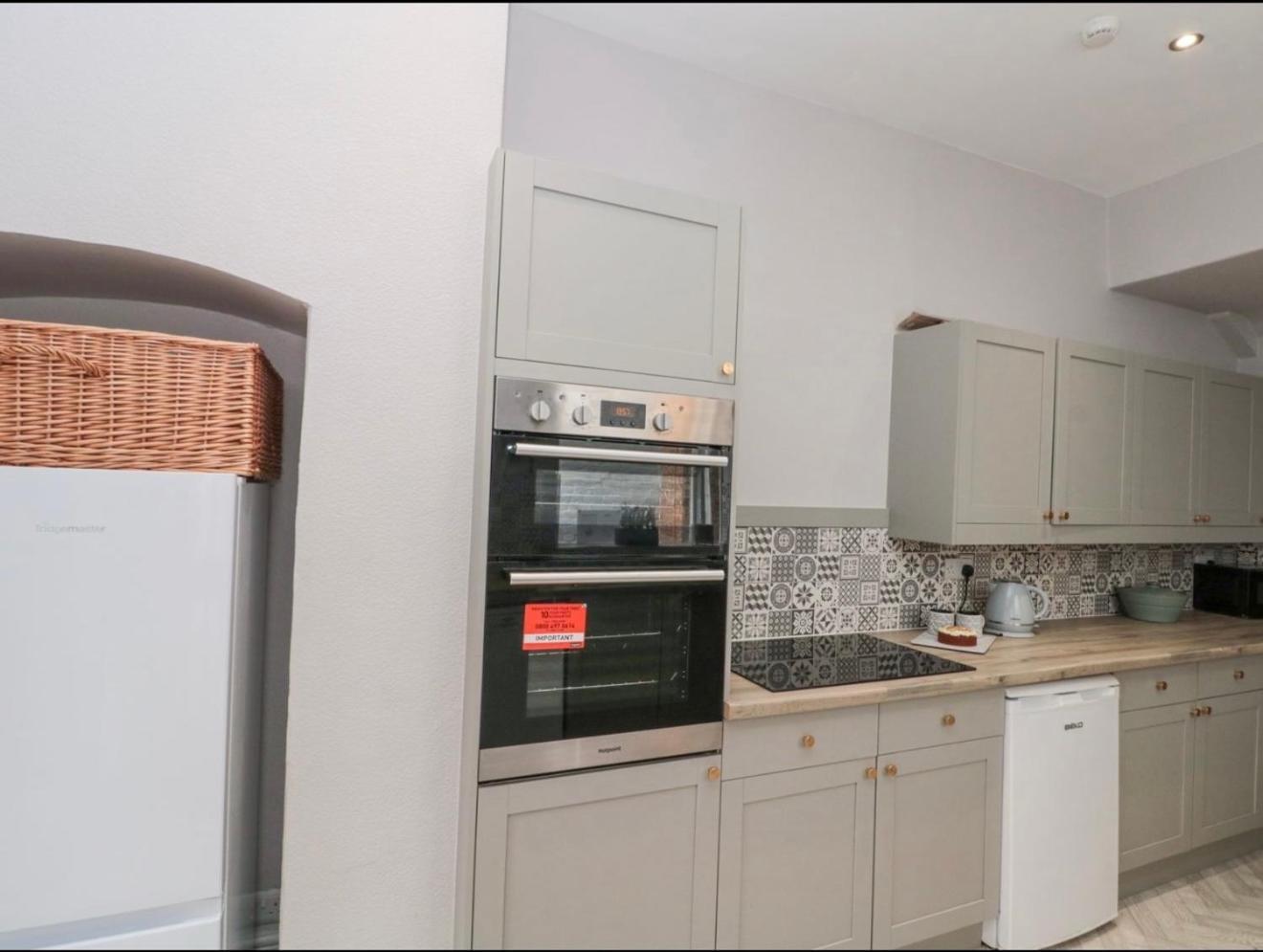 Вилла Westbourne House Скарборо Экстерьер фото