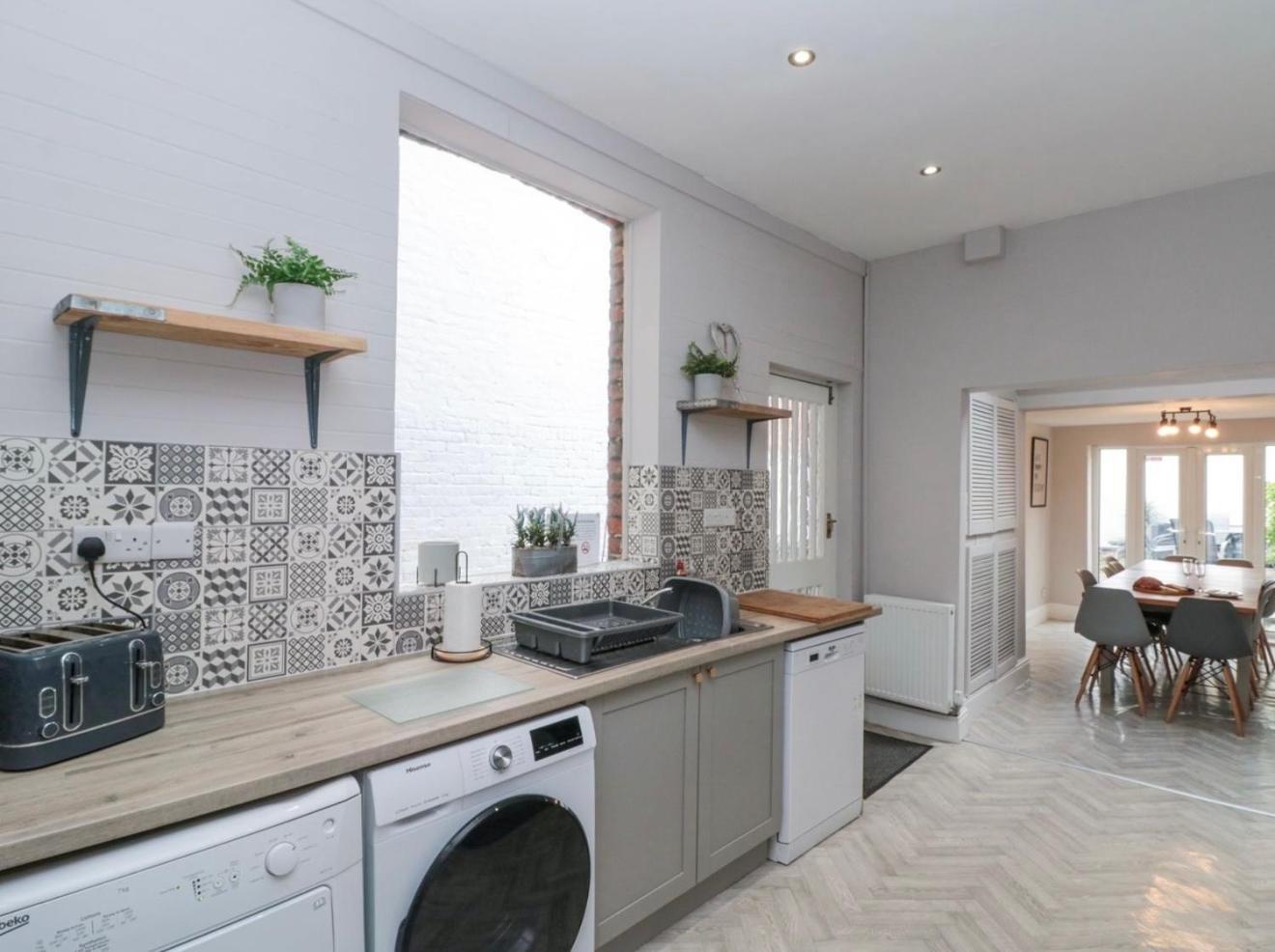 Вилла Westbourne House Скарборо Экстерьер фото